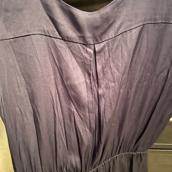 Babaton Aritzia Stretch 95% Silk Deep V-Neck Short Sleeve Dress - Picture 5 of 8